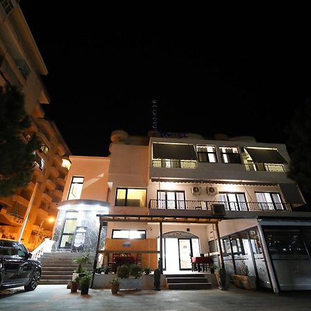 Hotel Salvadore วญอเรอ ภายนอก รูปภาพ