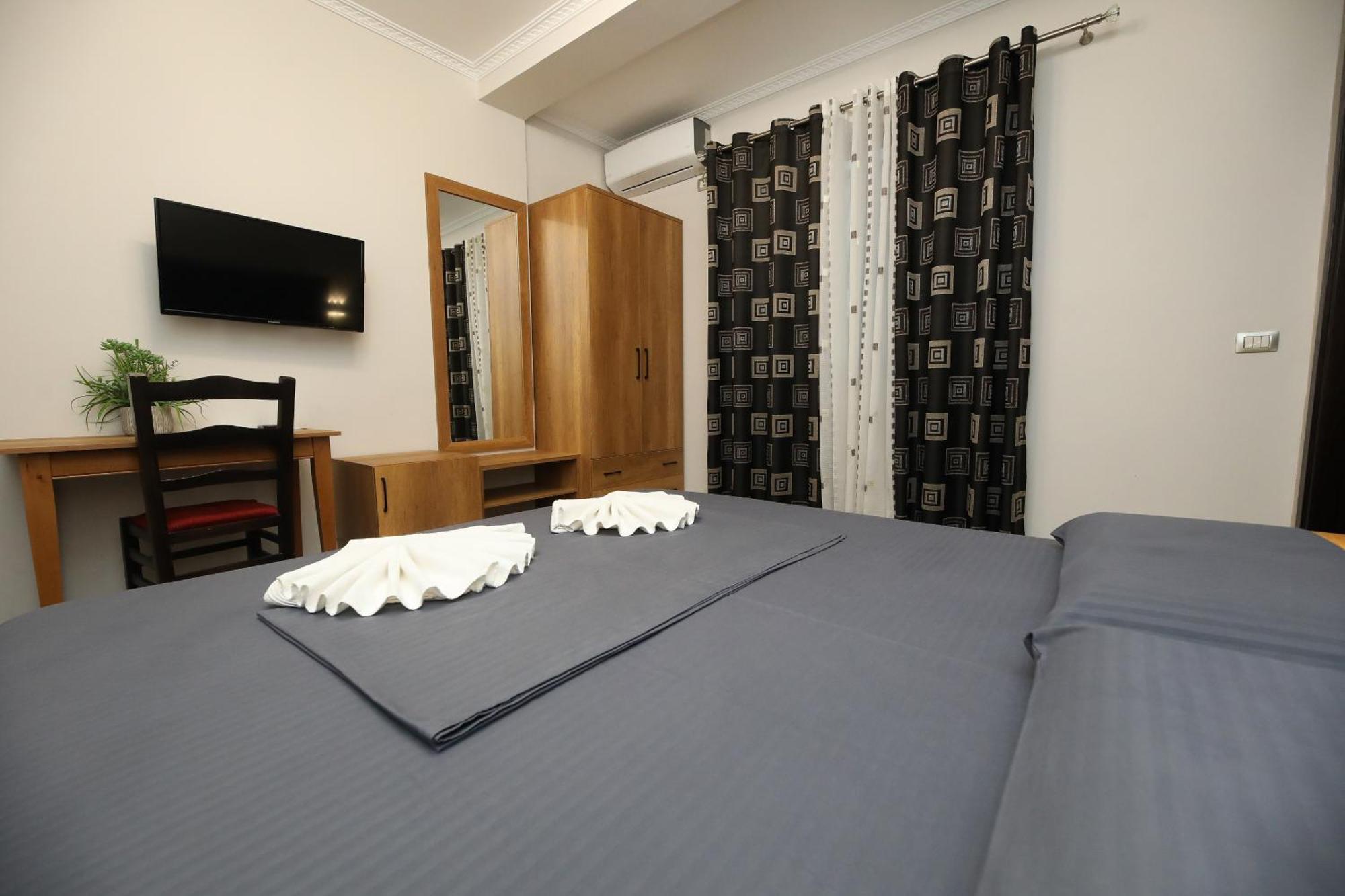Hotel Salvadore วญอเรอ ภายนอก รูปภาพ